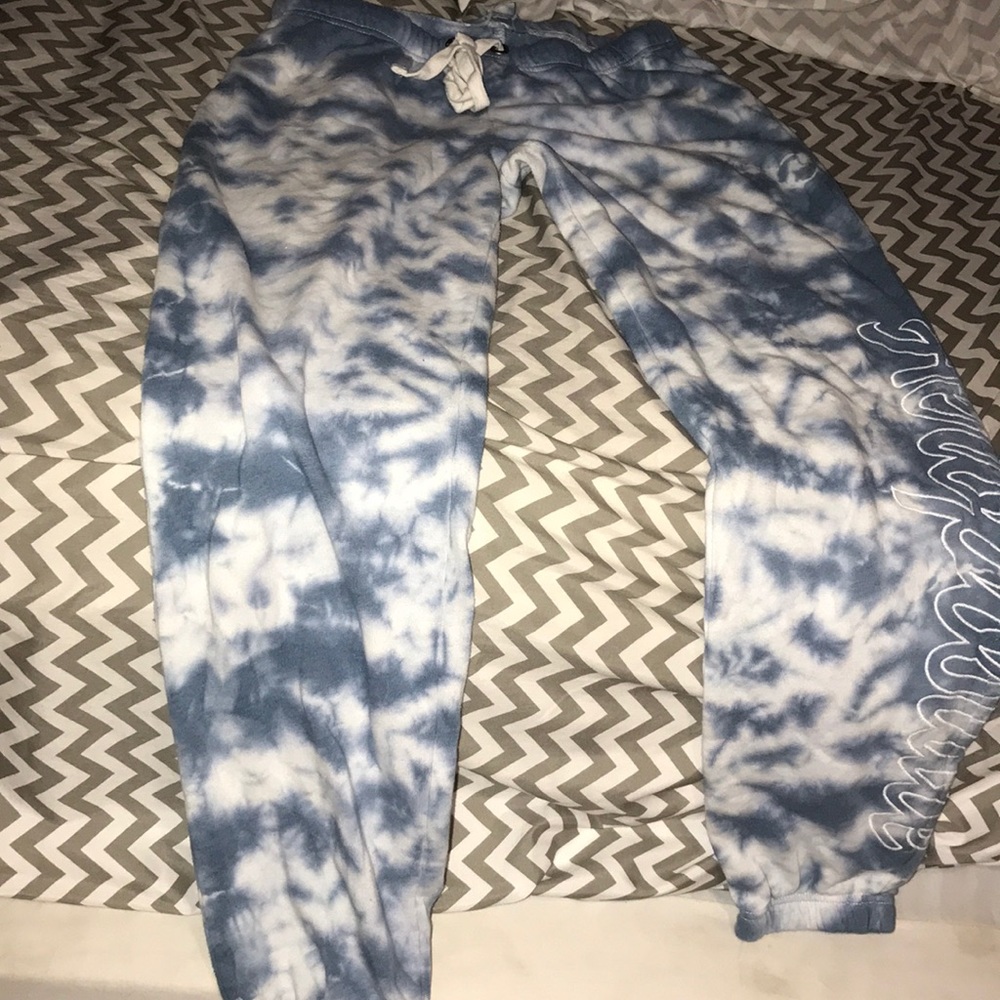 Beautiful blue and white marble sweats